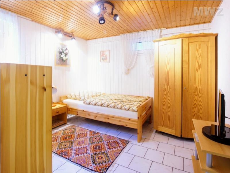 Zimmer mit Duschbad für Pendler, 68169 Mannheim, Zimmer