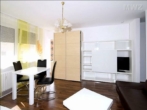 - Apartment mit Balkon