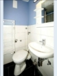 - Apartment mit Balkon