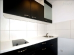 - Apartment mit Balkon