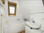 - Möbliertes Apartment – im Dachgeschoss