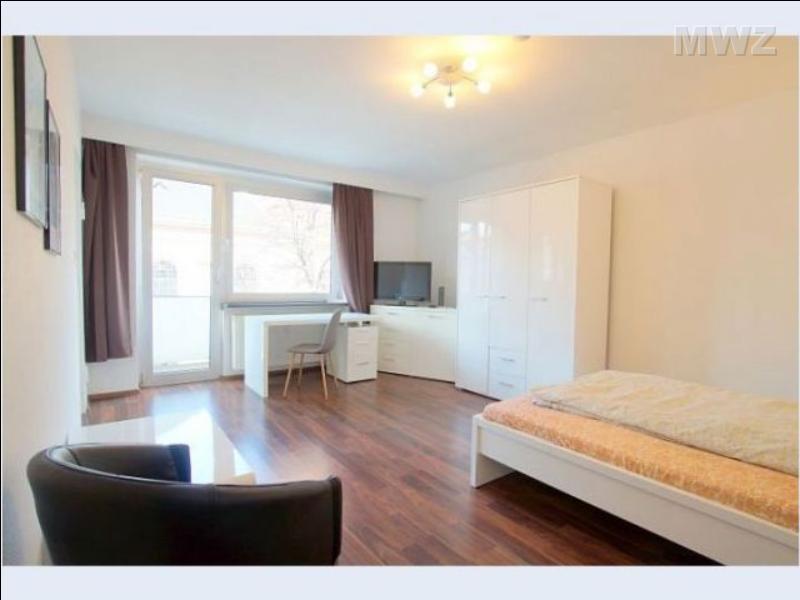 Möbliertes Apartment mit Balkon in Mannheim-Innenstadt, 68161 Mannheim, Wohnung